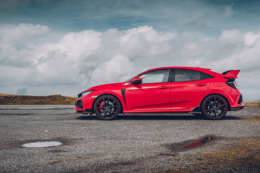 Honda Civic Type R FK8 side shot