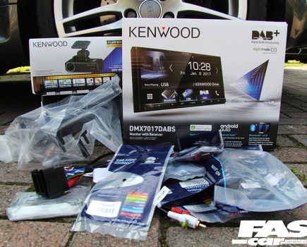 Audi RS4 B7 Kenwood headunit after market