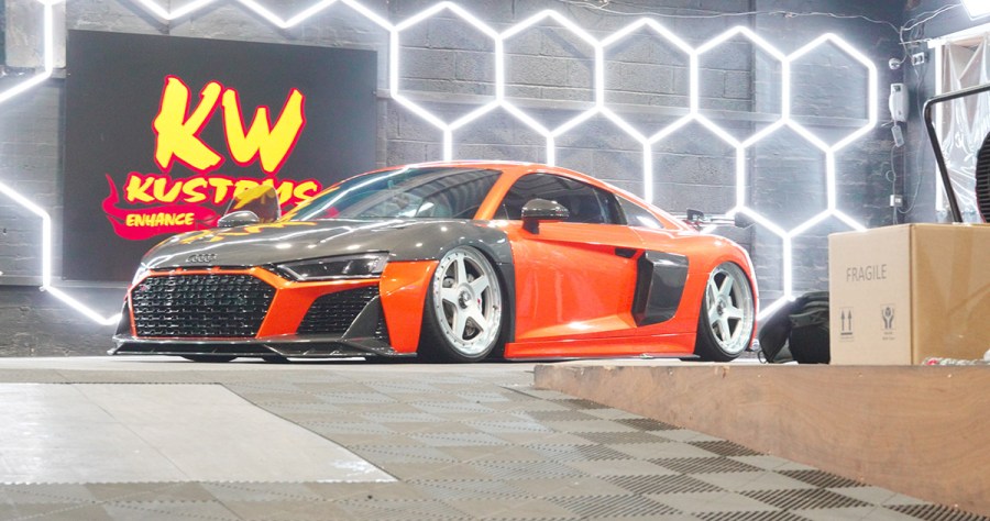 front 3/4 shot of bagged Audi R8 v10