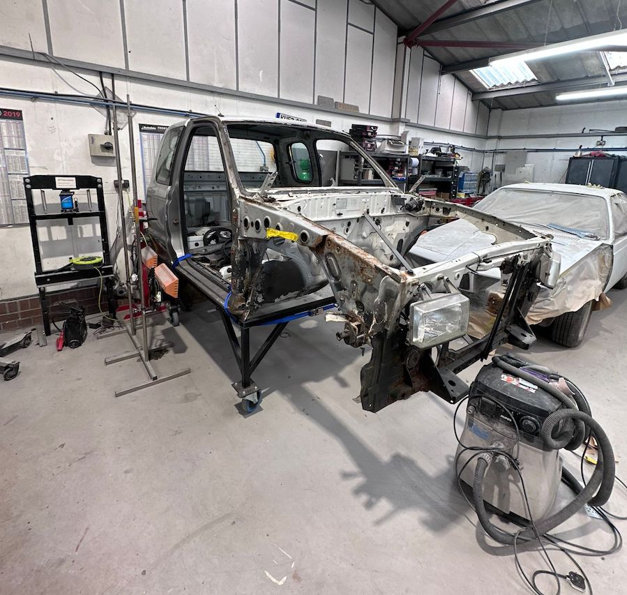 Dale v Tom 3 - Bodywork shell prep