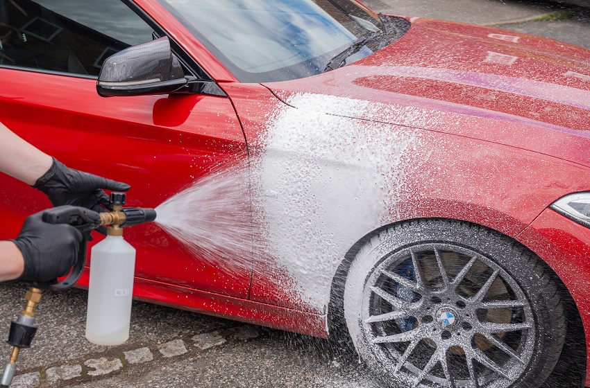 Amazon/unbranded Snow Foam Lance in action