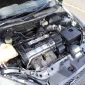 Ford Focus ST170 engine bay