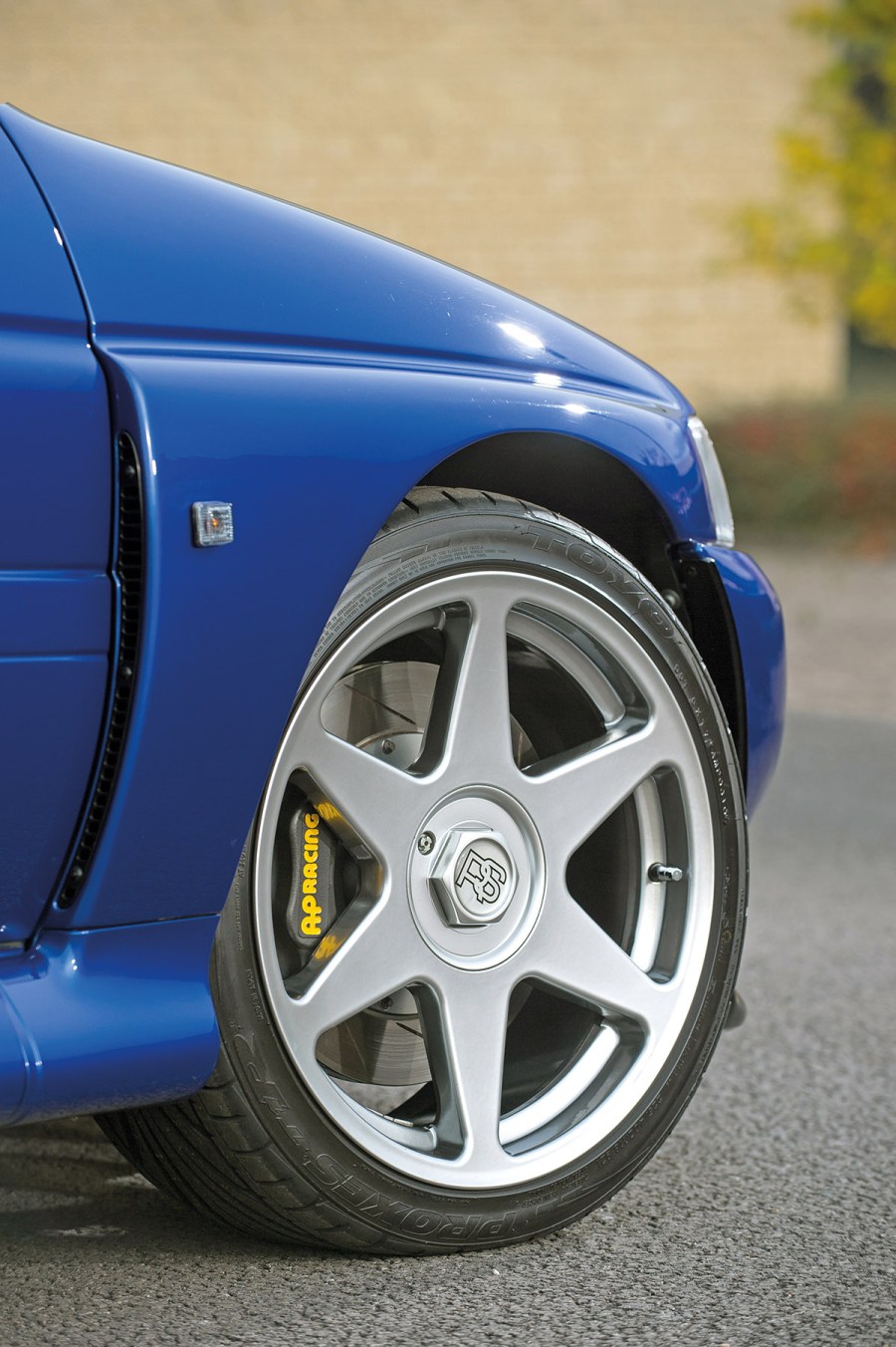 aftermarket alloy wheels on escort
