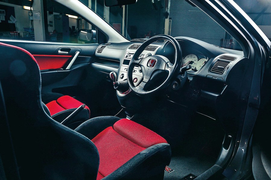 Honda Civic Type R interior