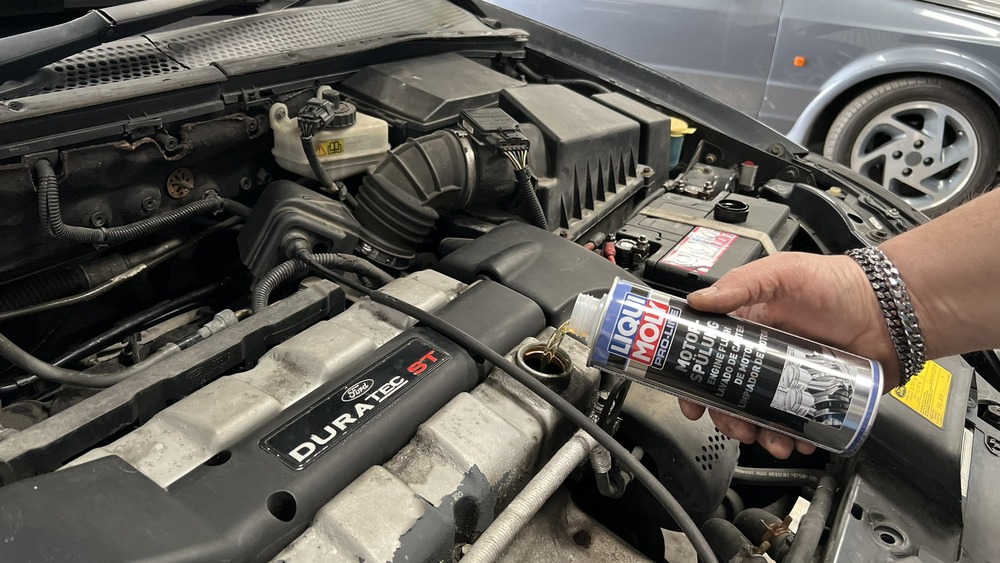 adding Liqui Moly engine flush to a Ford ST engine