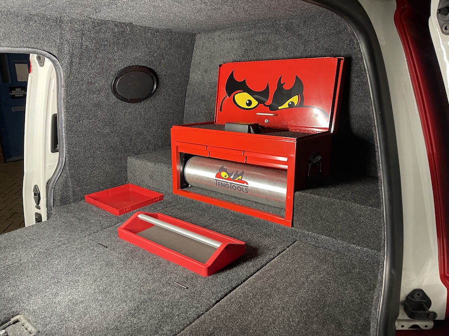 Project Caddy Carpeted middle