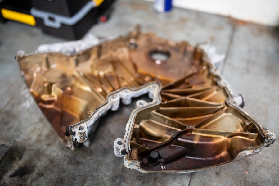 Tom v Dale 3 - Engine cover