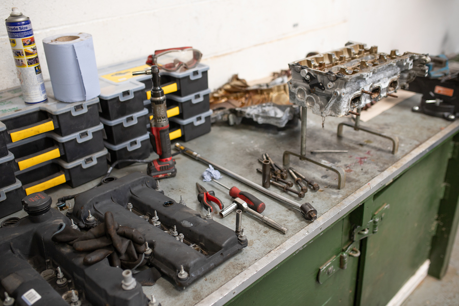 Tom v Dale 3 - Engine stripped