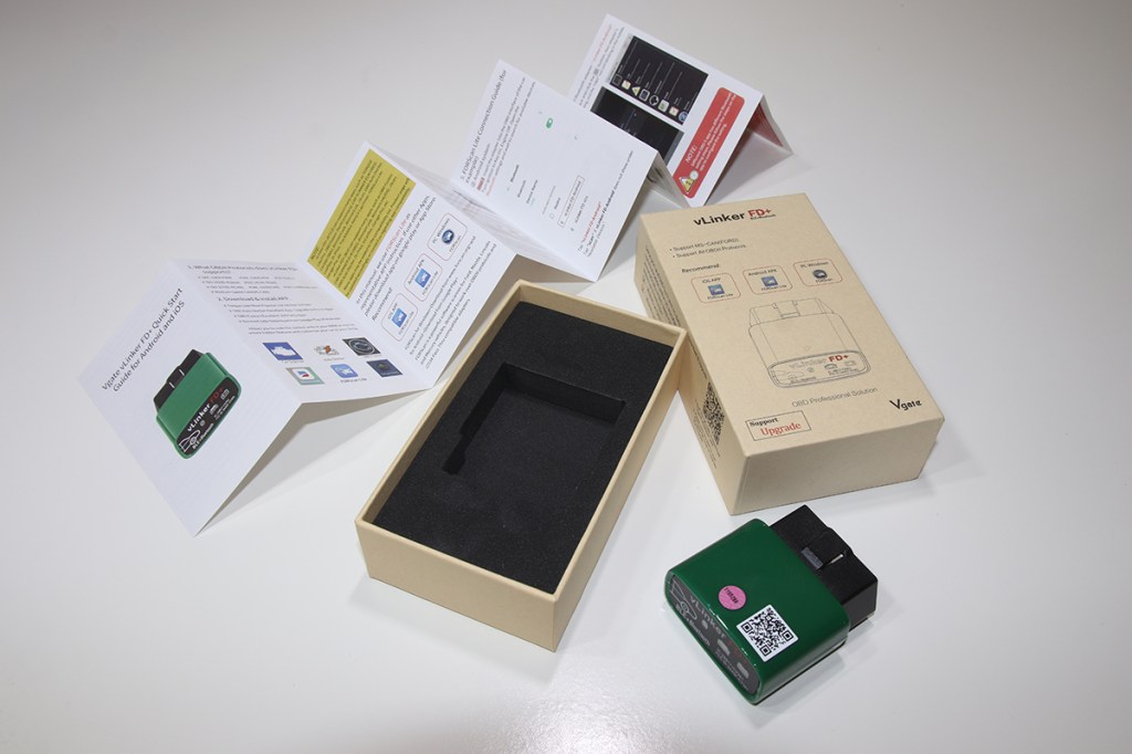 opening the vLinker FD+ box