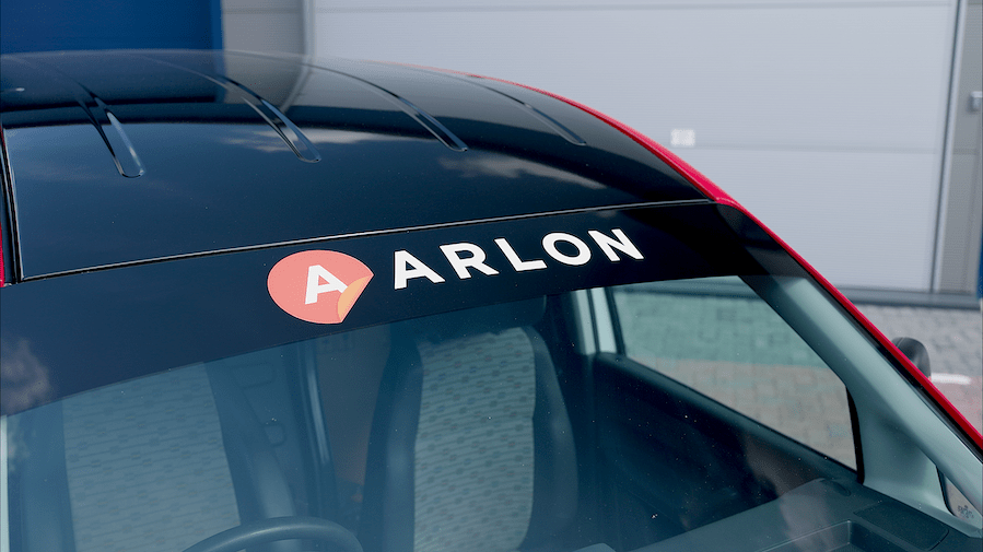 Caddy Arlon sunstrip